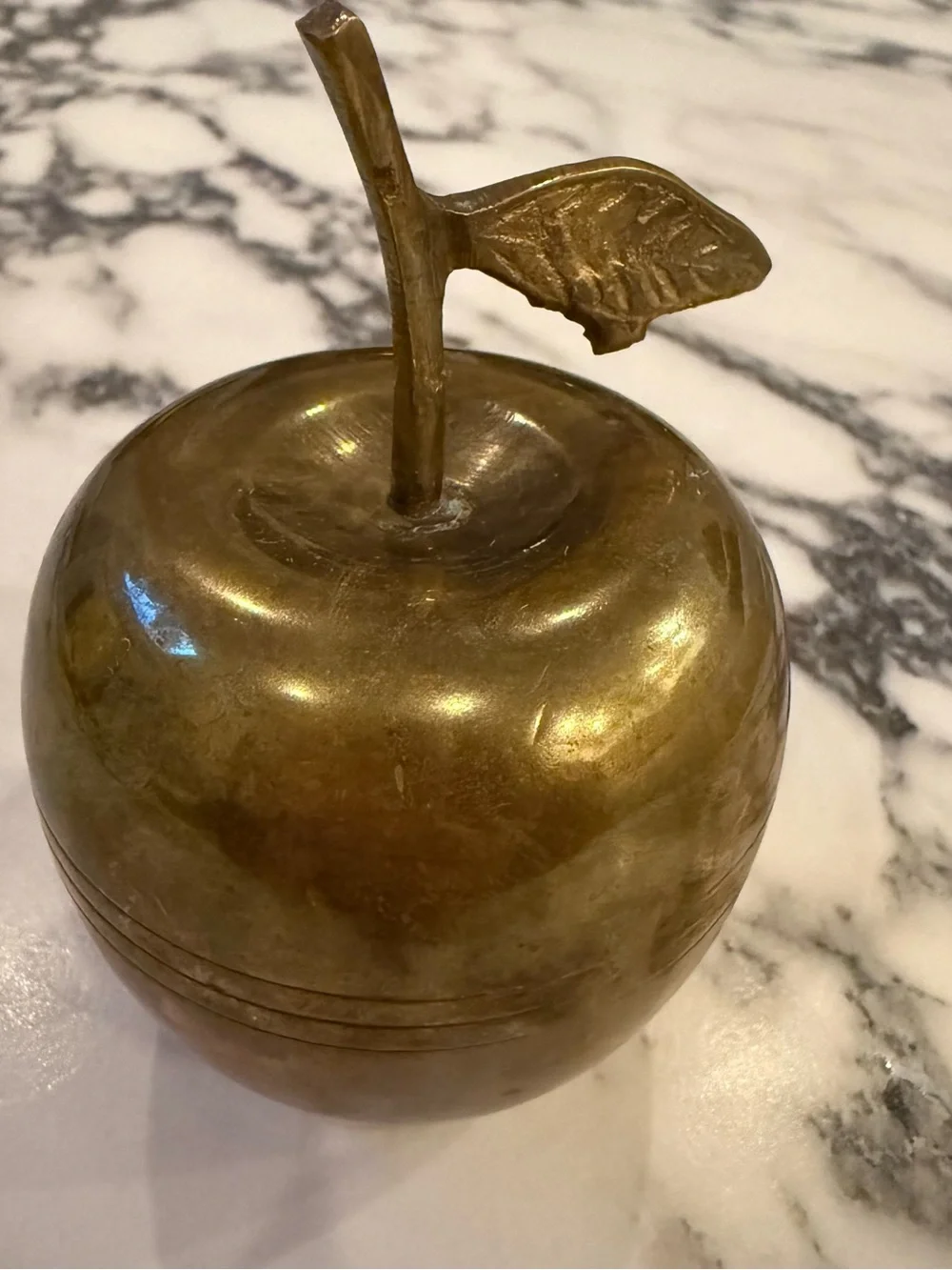 Vintage solid Brass Apple Paperweight - Mid Century Modern Desk Decor